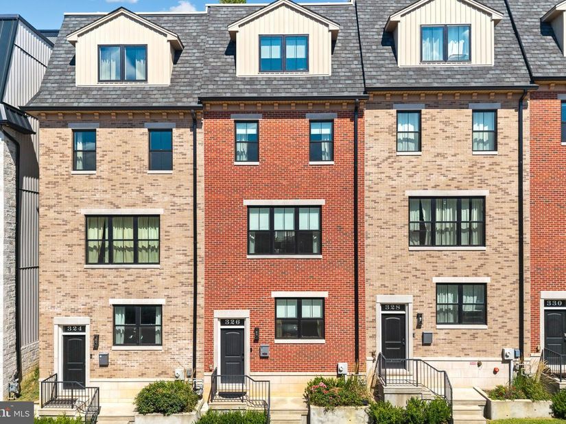 326 Wright Street, Philadelphia PA 19128