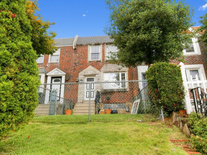 6252 Walker Street, Philadelphia PA 19135