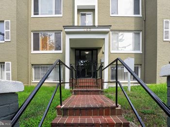 750 Barnaby Street SE