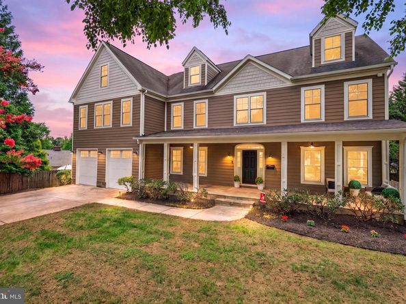 2232 N Underwood Street, Falls Church VA 22043