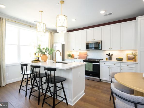 116 Pepperell Street, Alexandria VA 22304