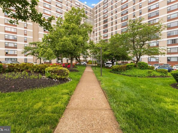 4600 Duke Street 613, Alexandria VA 22304