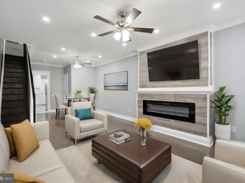 2241 N Hancock Street