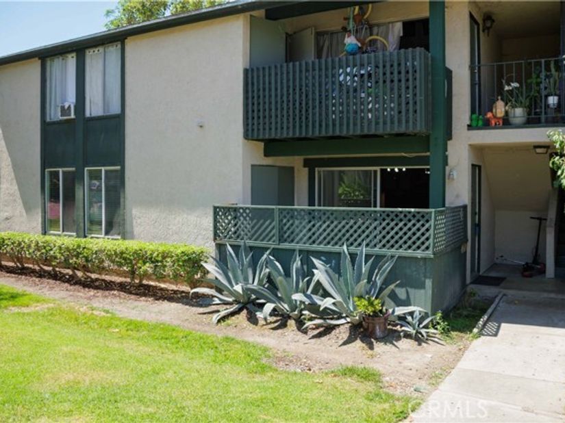 23266 Orange 1, Lake Forest (el Toro) CA 92630