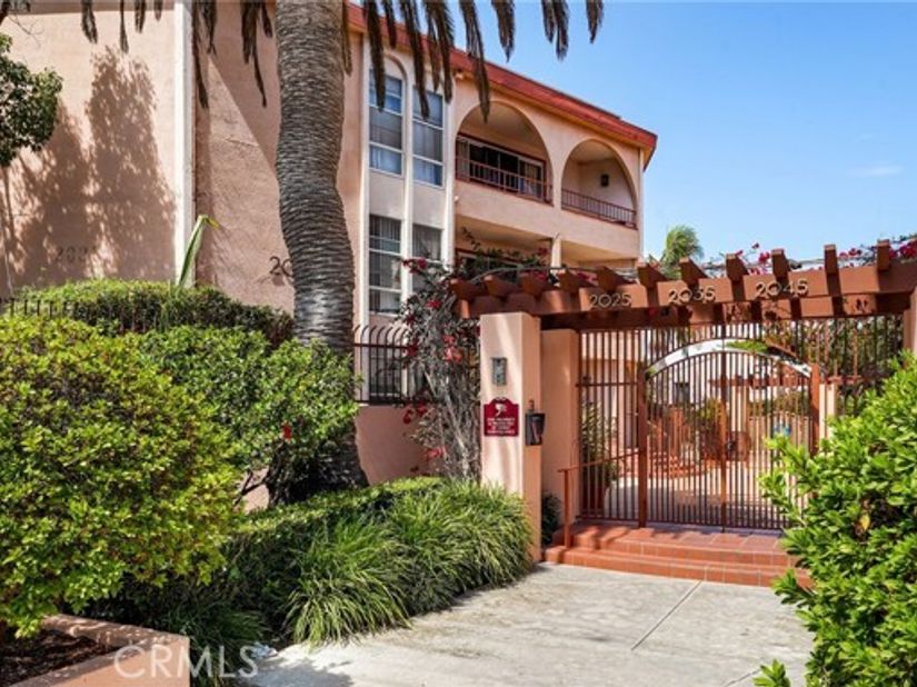 2035 4th street 202C, Santa Monica CA 90405
