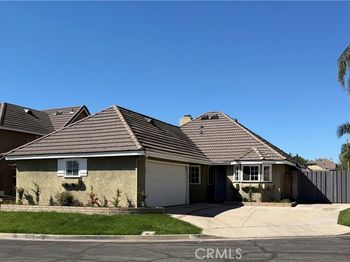 1993 Moonbeam Circle