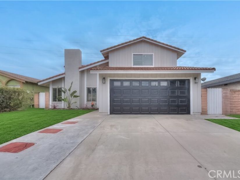 286 W Renwick, Azusa CA 91702