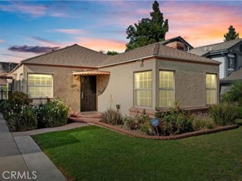 15235 La Maida, Sherman Oaks CA 91403