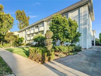 972 E California