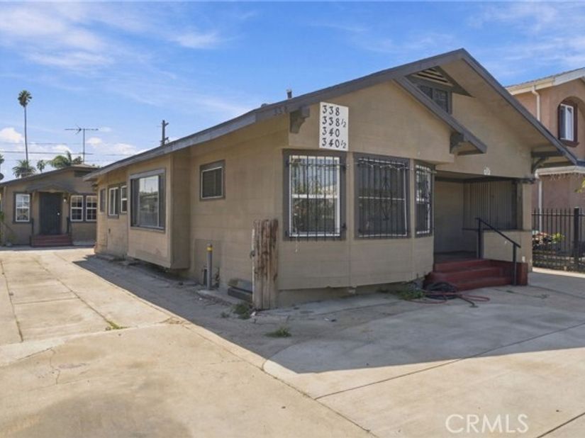 338 W 74th, Los Angeles CA 90003