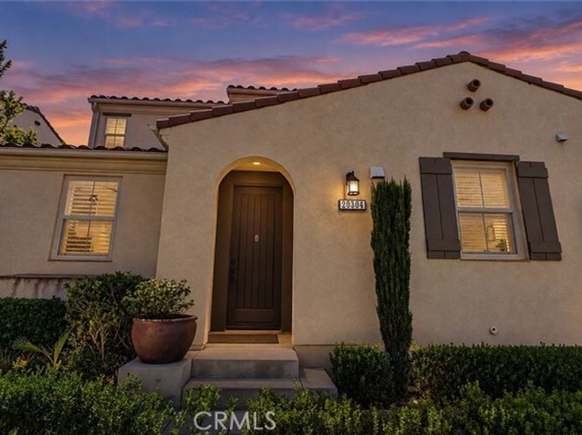 20304 Pienza Lane, Porter Ranch (los Angeles) CA 91326