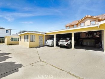 3818 W 111TH Place