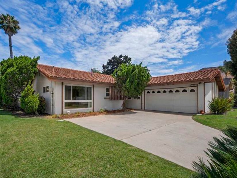 3048 Renault Street, San Diego CA 92122