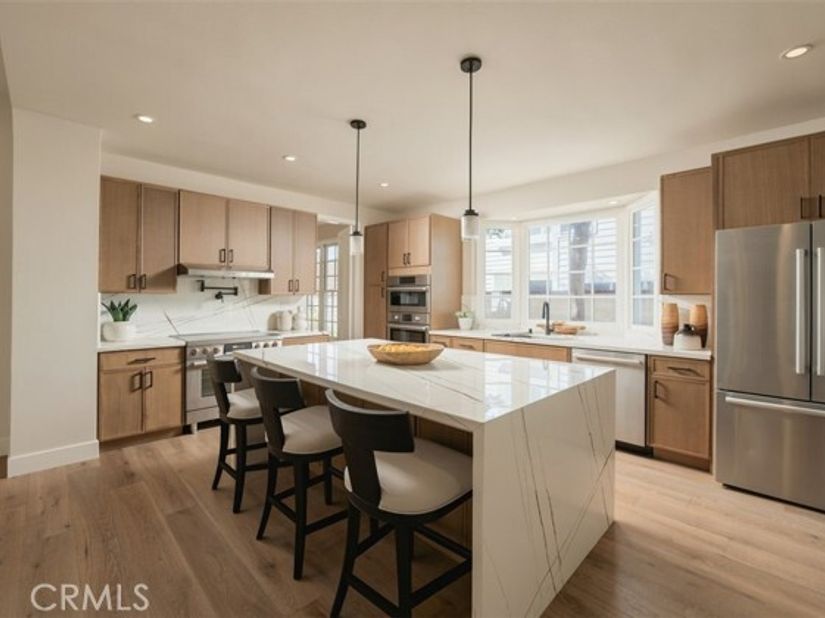 18 Hillsdale, Newport Beach CA 92660