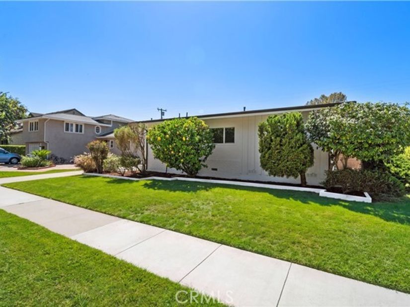 2929 N Studebaker, Long Beach CA 90815