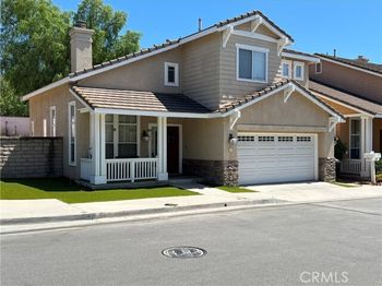 12 Willowbrook Ln