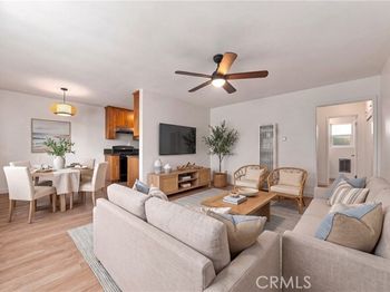 930 E 1st