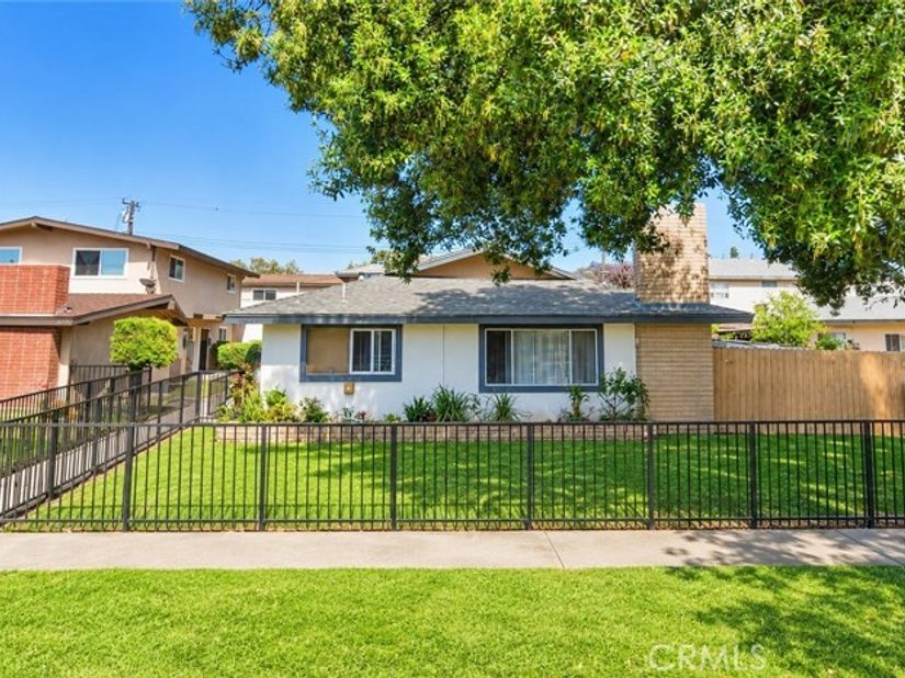 1617 Cedar, Santa Ana CA 92707