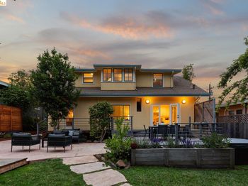 1021 Colusa Ave