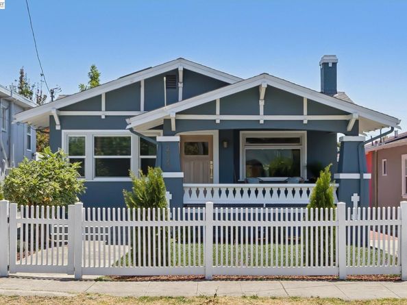 2724 Seminary Ave, Oakland CA 94605