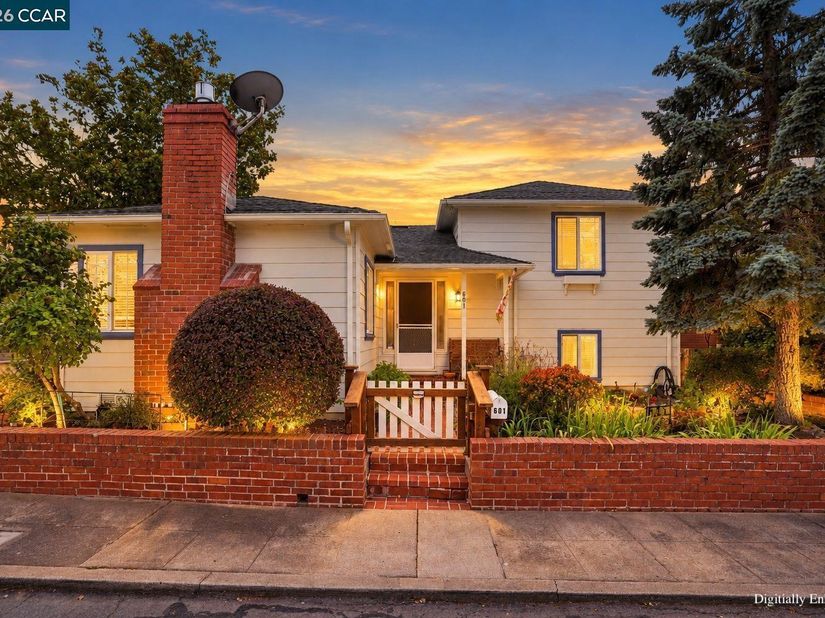 601 Alhambra St, Crockett CA 94525