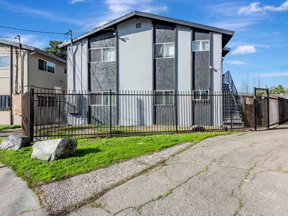 107 Catron Dr, Oakland CA 94603