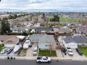 5833 Singing Hills Ave