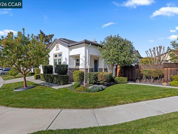 4871 Redwood Ave, Dublin CA 94568