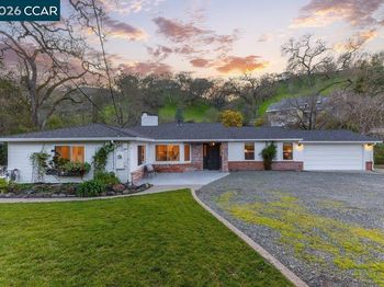 205 Castle Hill Ranch Rd