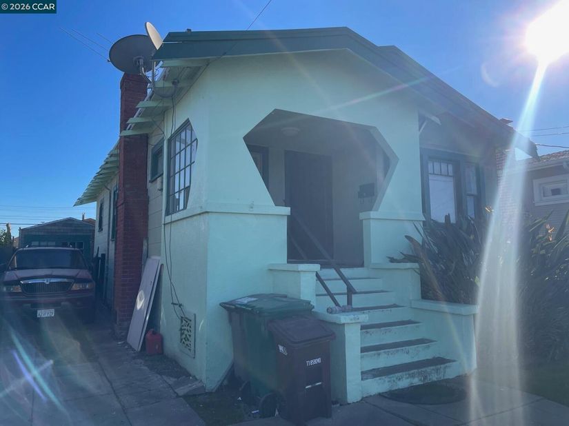 1332 103Rd Ave, Oakland CA 94603