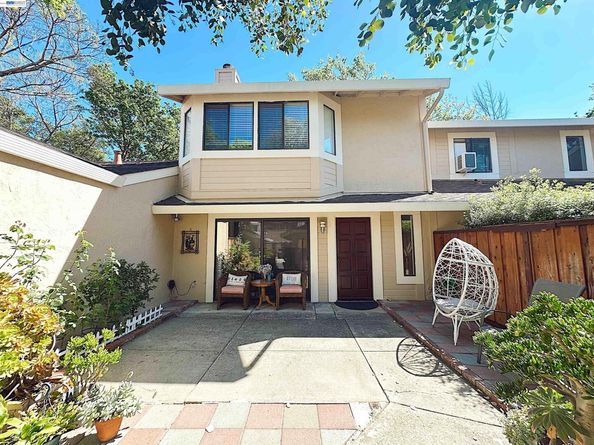 7642 Arbor Creek Circle, Dublin CA 94568