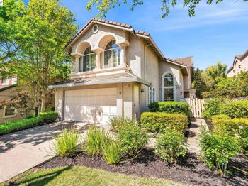 690 Glasgow Cir