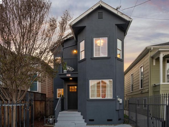 2431 Linden Street, Oakland CA 94607