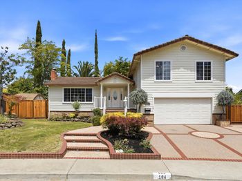 104 Scarboro Pl