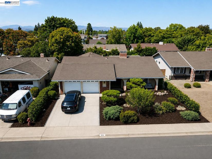 816 Catalina Dr, Livermore CA 94550
