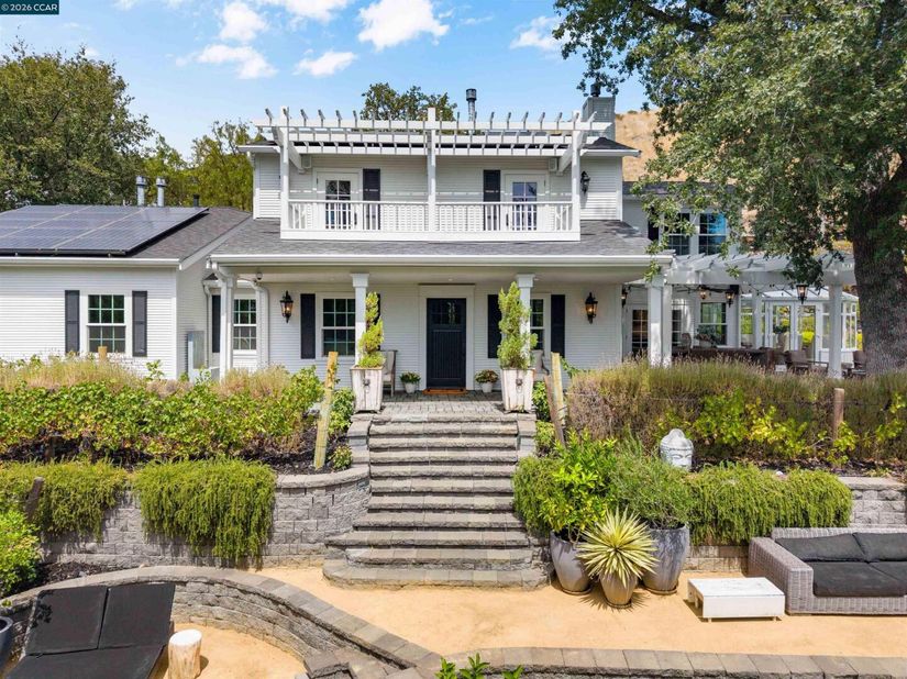 950 Country Lane, Walnut Creek CA 94596