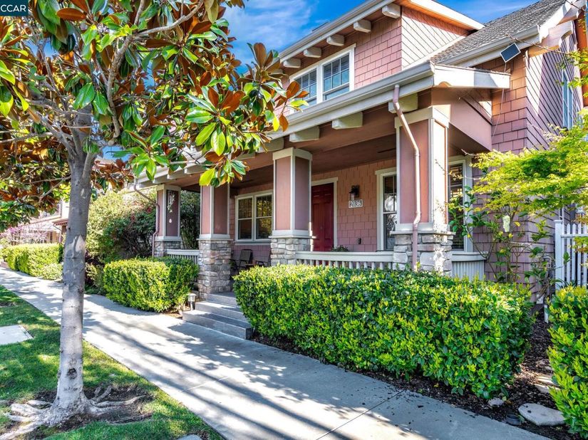 2036 Serra Ln, Hercules CA 94547