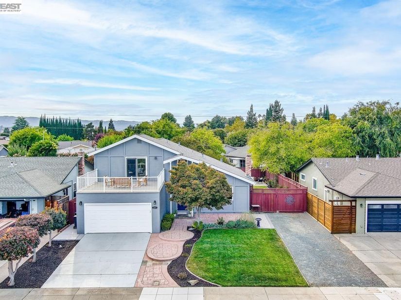 217 Elvira St, Livermore CA 94550