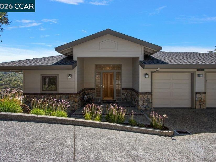 809 Mountain View Dr, Lafayette CA 94549