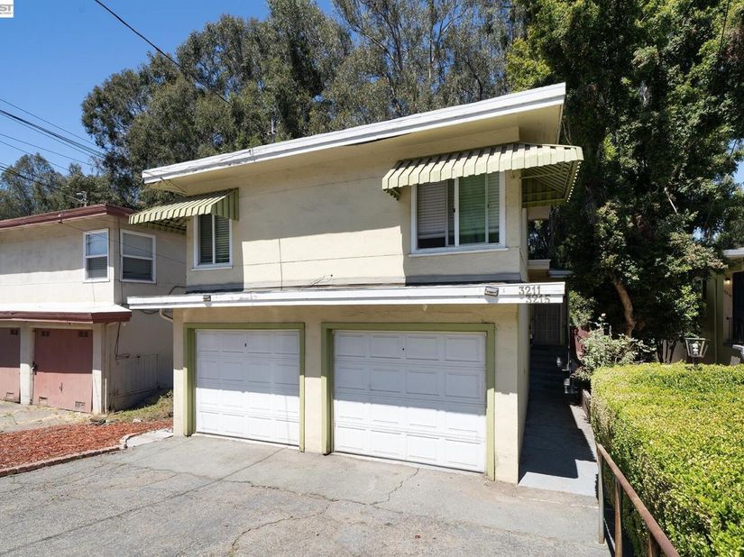 3211 Courtland Ave, Oakland CA 94619