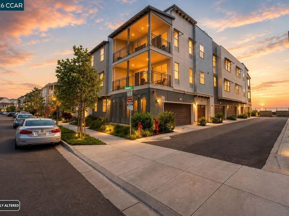 9732 Seawind Way, Newark CA 94560