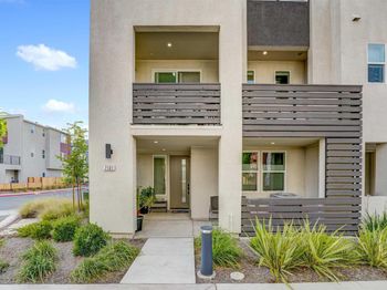 7101 Melon Ct
