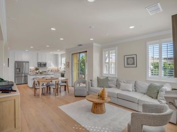 375 Basswood Cmn