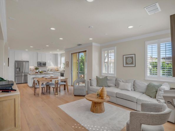 375 Basswood Cmn 9, Livermore CA 94551