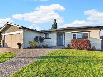 9792 Broadmoor Dr