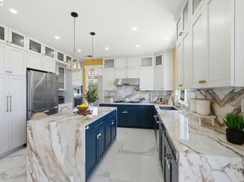 857 Bridgeway Cir
