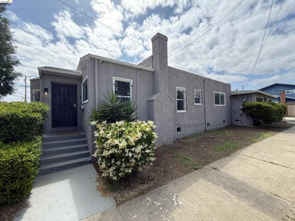 2963 62nd, Oakland CA 94605