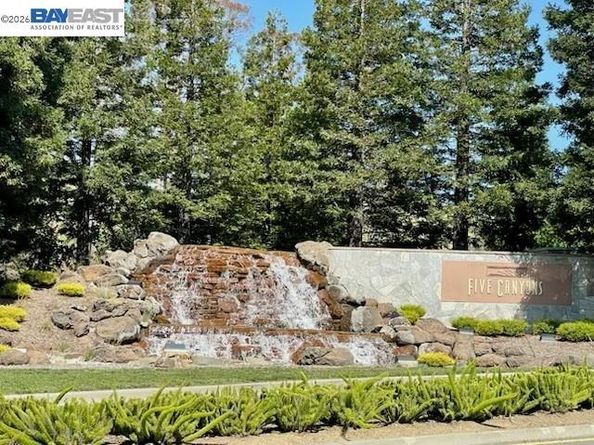 23158 Canyon Terrace Dr, Castro Valley CA 94552
