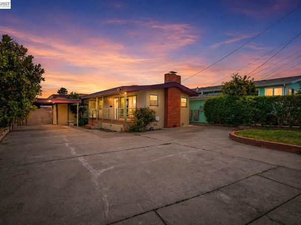 935 2nd Ave, Pinole CA 94564
