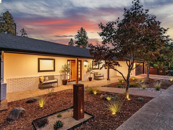 921 Underhills Rd, Oakland CA 94610